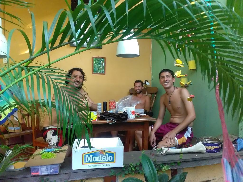 לאון Hostal Casa Ivana מראה חיצוני תמונה