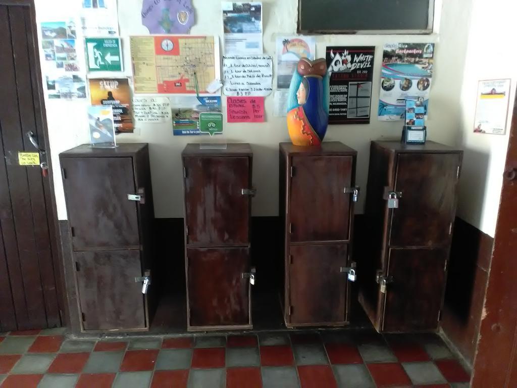 לאון Hostal Casa Ivana מראה חיצוני תמונה