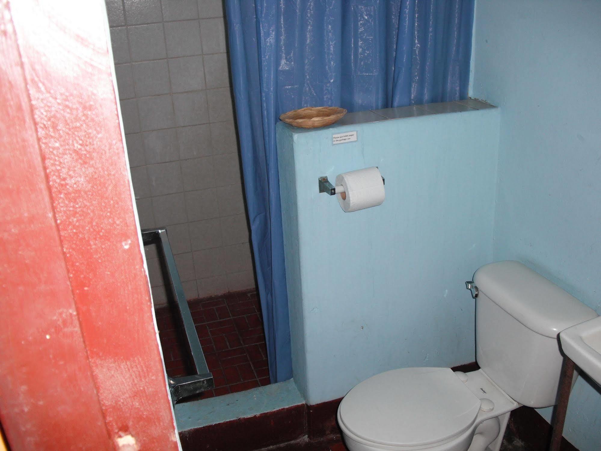 לאון Hostal Casa Ivana מראה חיצוני תמונה